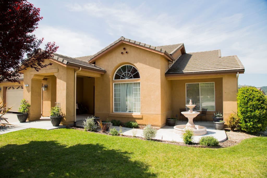 Beautiful, Cozy Home Located 1 Mile from Downtown! Houses for Rent in