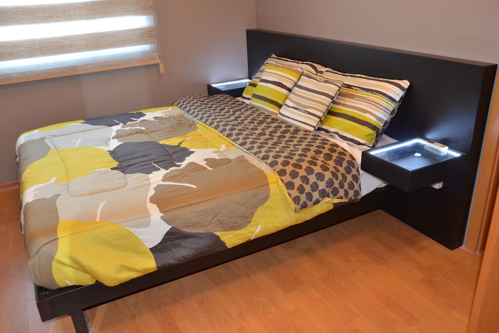 Queen Size Orthopaedic Bed