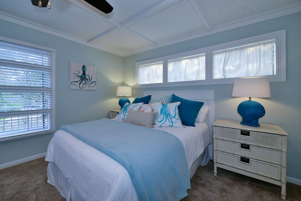 Queen Bed
