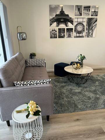 Sky Patio 2B2B Chermside_Wi-Fi gallery image 4