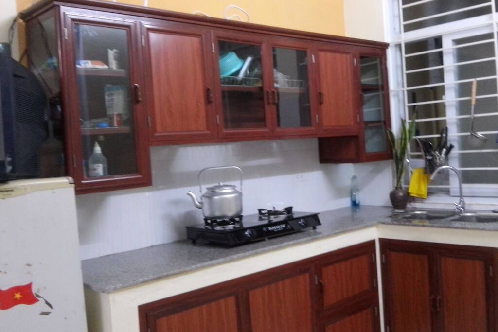 Kitchen time. Evrything are ready. Just bring your luggage and enjoy time.