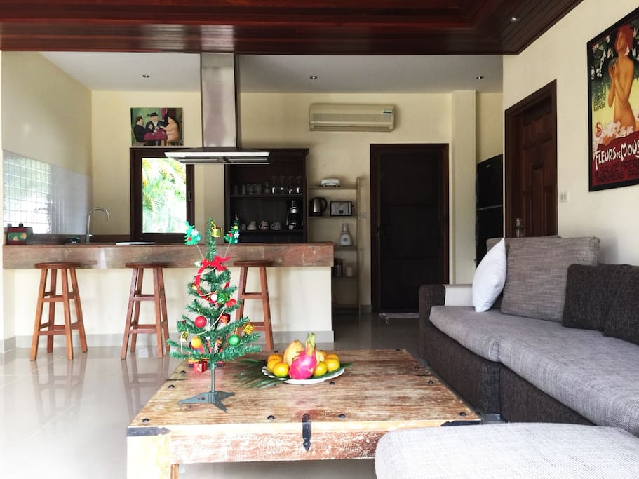 Living Area with open kitchen & bar