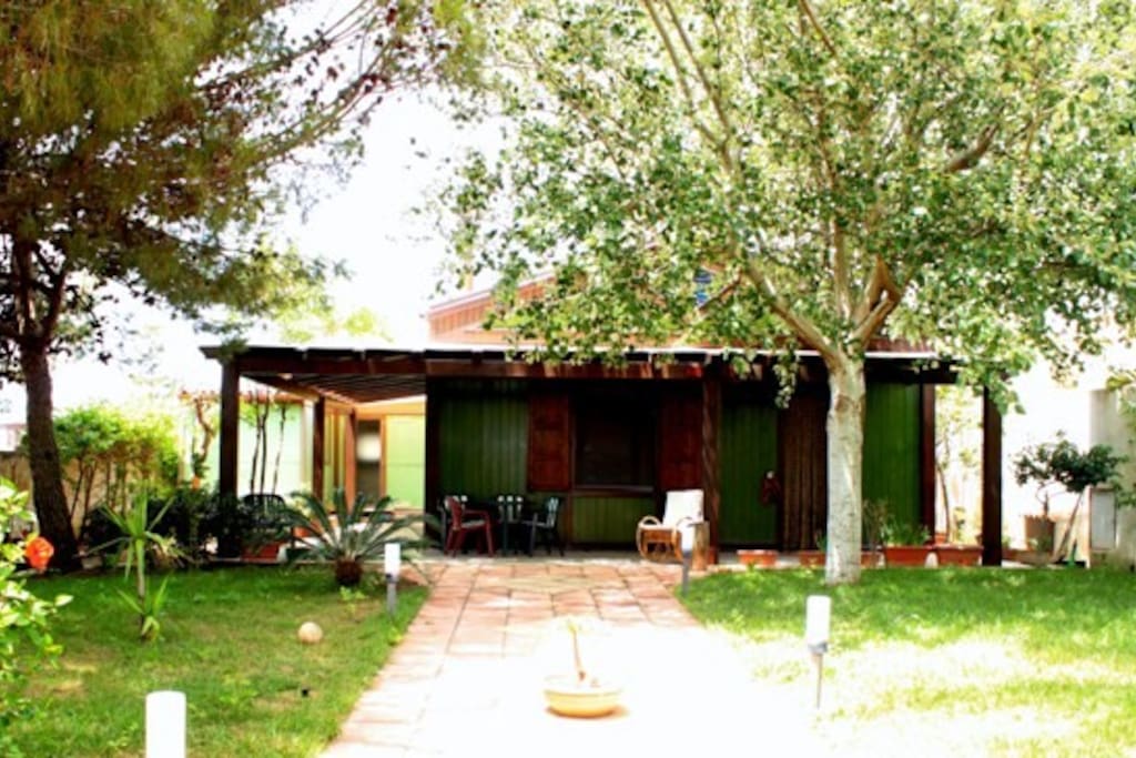 INGRESSO CON POSSIBILITA' DIPOSTEGGIO CUSTODITO E