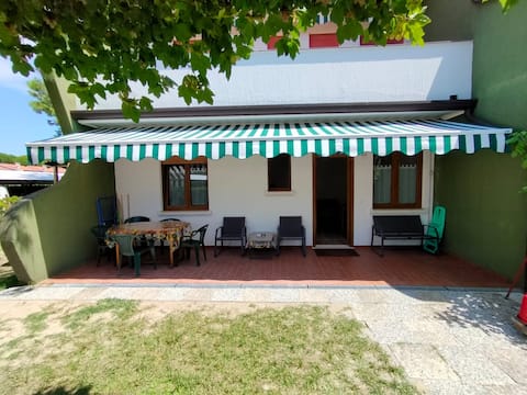 Villaggio Azzurro pool and beach