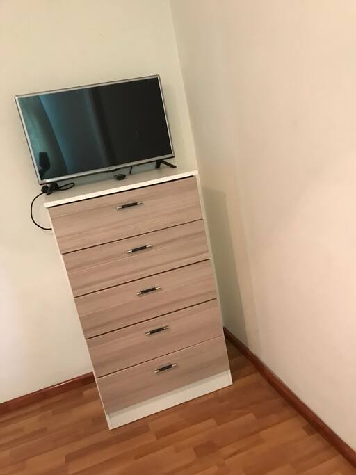 Tv in bedroom