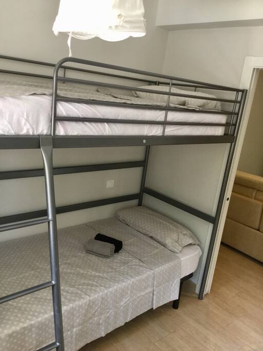 Two individual beds. Blind provides 100% darkness.