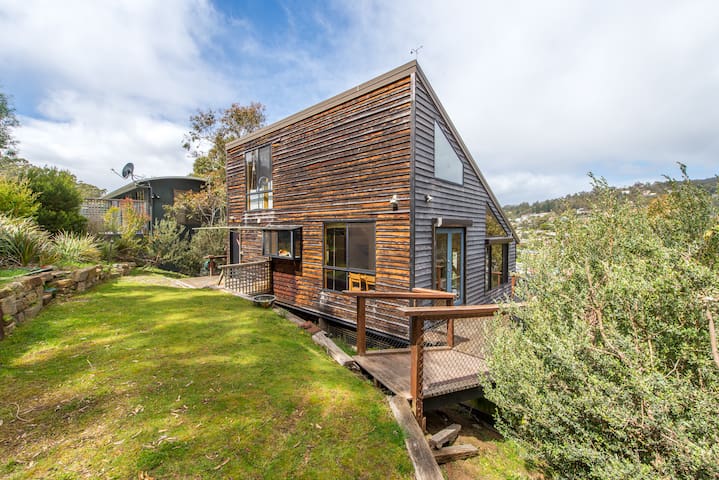 UNIQUE TASSIE Air BnB EXPERIENCE - 10MIN from CBD