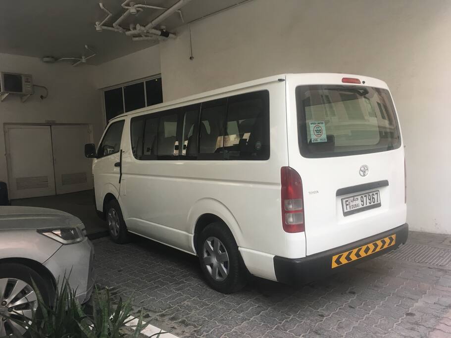 Pick up Bus