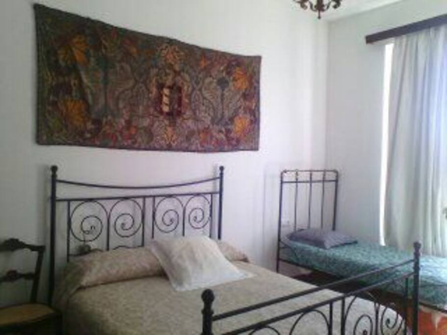 Dormitorio amplio triple
