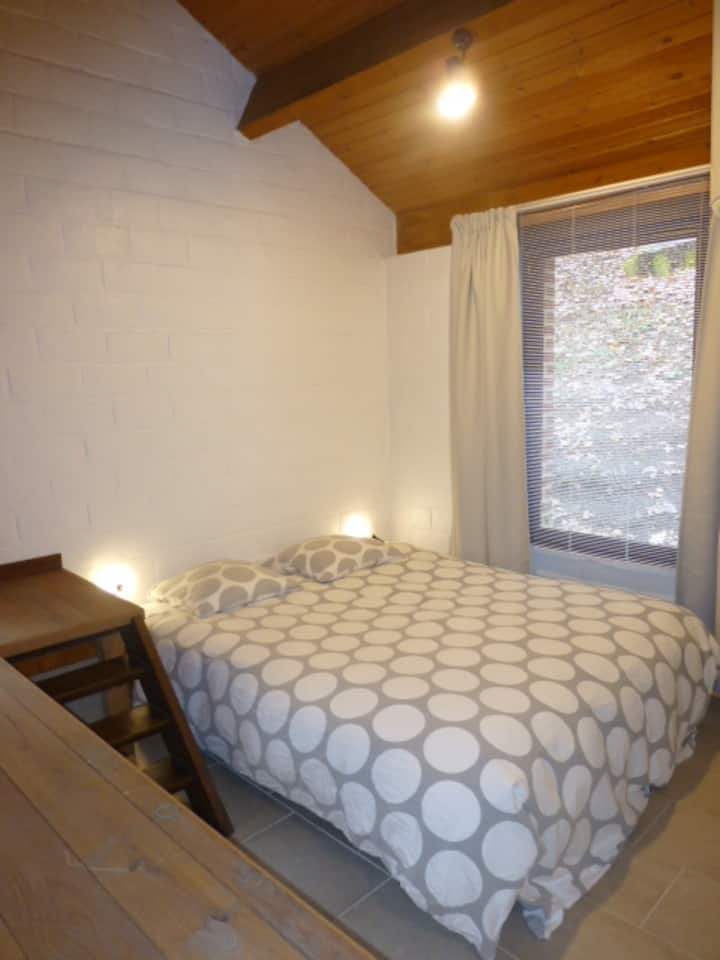 родителска спалня на мецанина