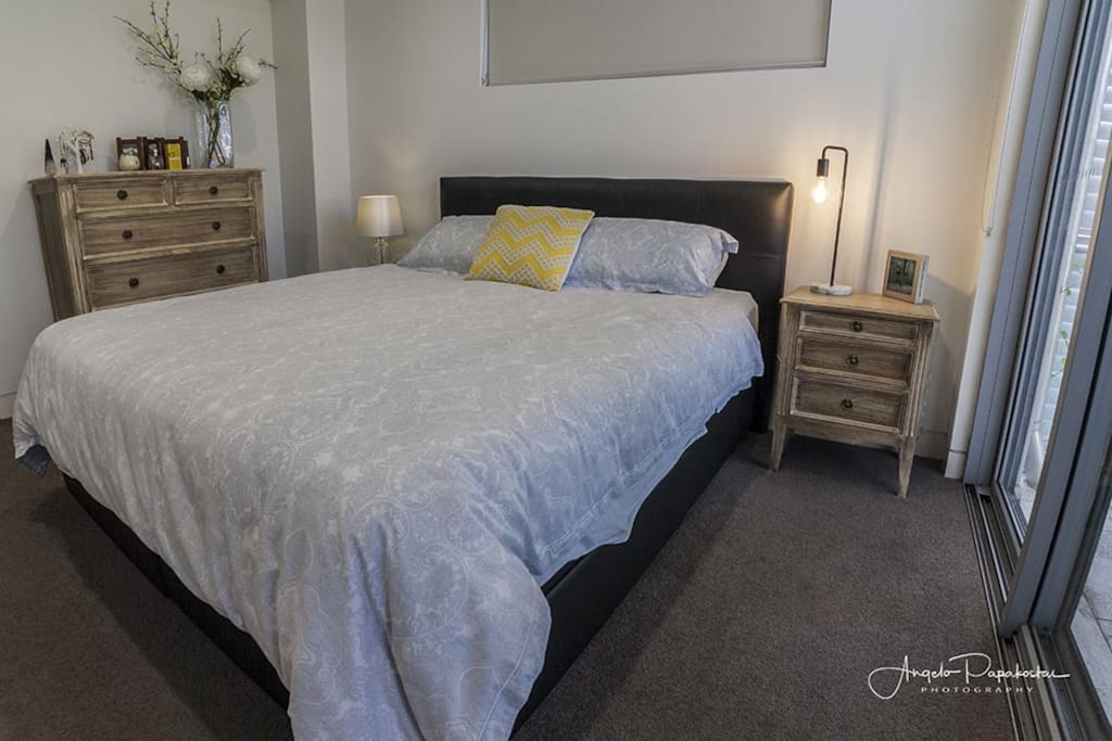 Master Bedroom - King Size Bed