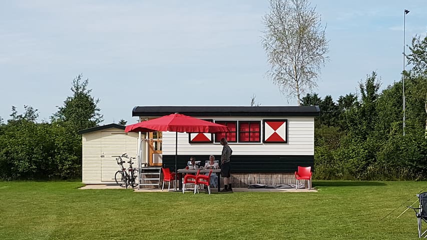 Cozy luxury Pipowagen in Emmen Drenthe