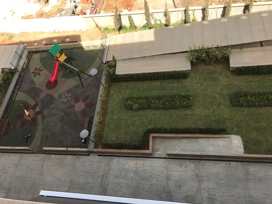 Jardin et espace de jeux