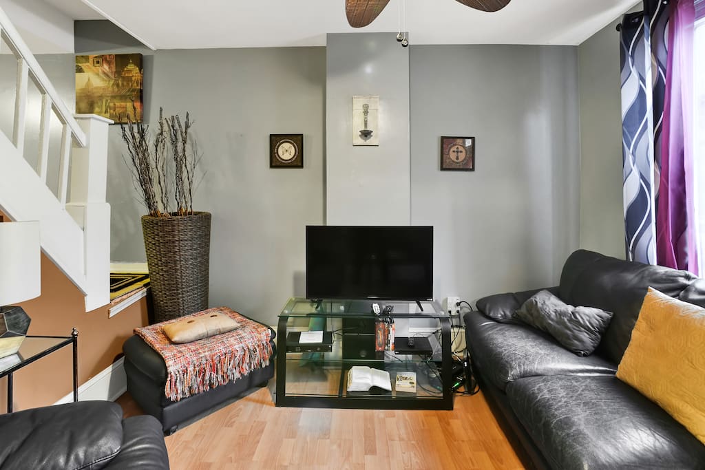 Great space to get together and plan your outings or just make it a Netflix night