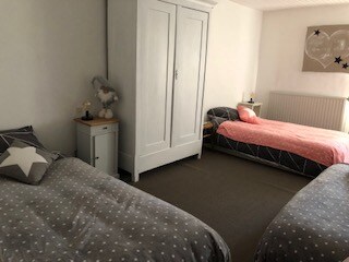 CHAMBRE N°2  1ER ETAGE