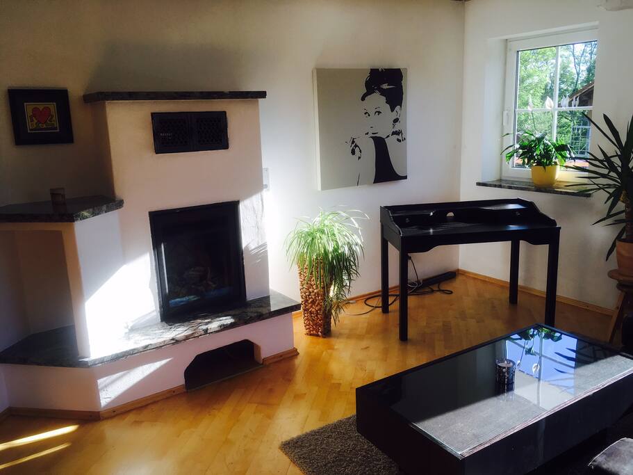 Wohnzimmer - Living Room