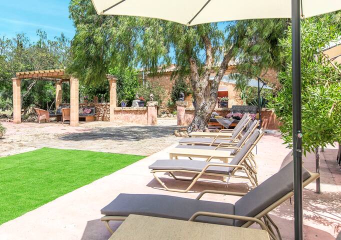 Exclusive luxury Finca Palma area pool aircon-WIFI gallery image 3