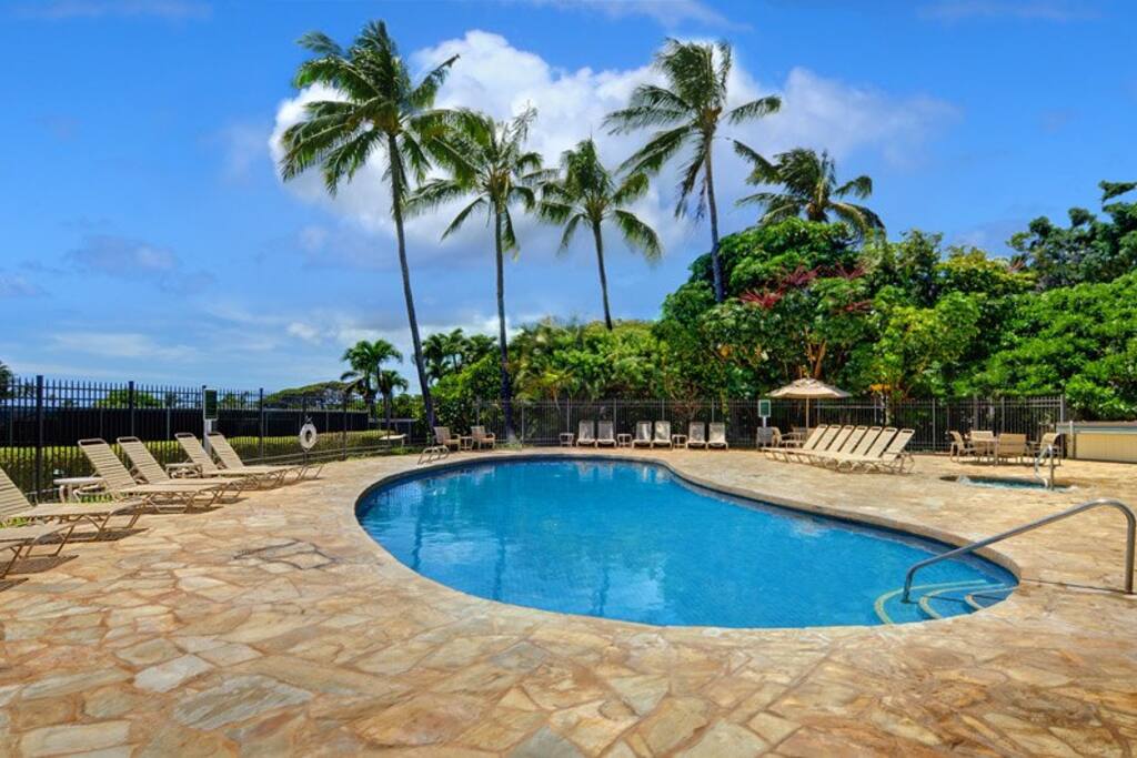 Poipu Kai Resort Pool/jacuzzi