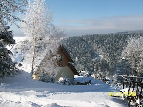 Top Airbnb: Family Becher vacation home in Klingenthal in Vogtlandkreis