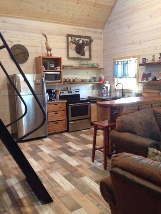 Full kitchen