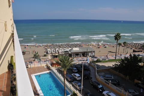 Top Airbnb: relaxing beachfront studio en Torremolinos