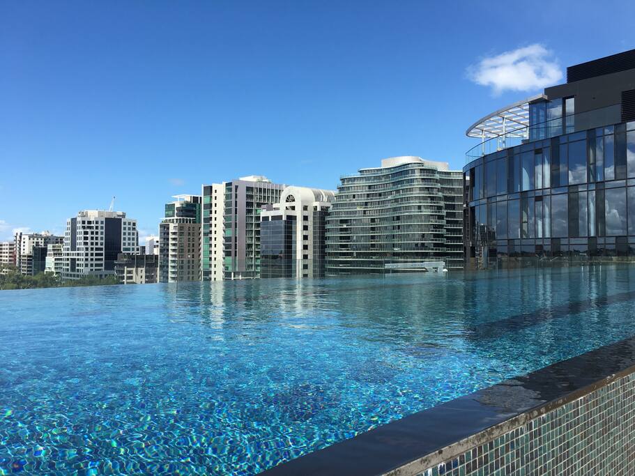 Horizon Edge Infinity Pool Deck located on level 8