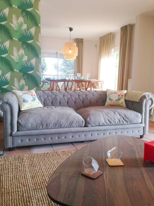 Living room, dining area in the back