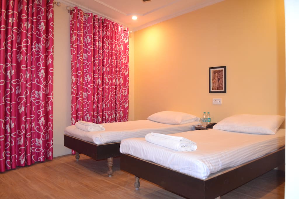 Single Room For Rent In Varanasi Single Room For Rent In Varanasi