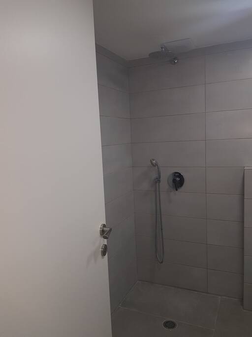 shower