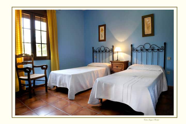 غرفة النوم 2