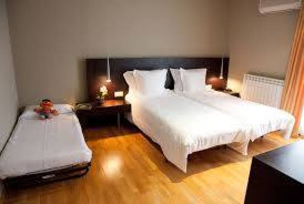 una habitacion para ti, tu pareja y tu niño, tranquila y agradable, es la no, 2