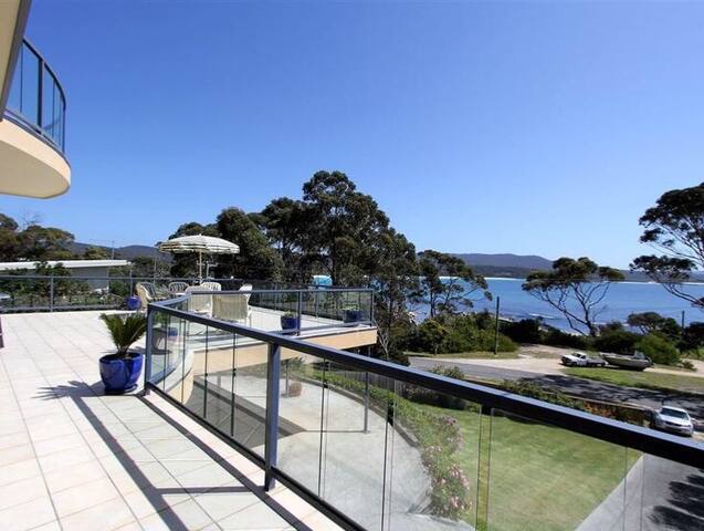 The Rocks @ Bay of Fires – Binalong Bay gallery image 2