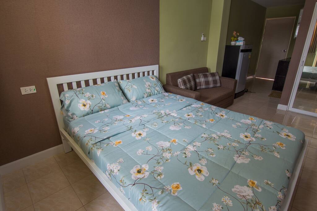 The 24-square-metre Studio
1200 THB/day
7,000 - 9,000 THB / month
Amenities include:
• One Queen-size bed
• One sofa or Coffee table
• Air conditioning
• Refrigerator
• Electronic water boiler
• up-to-date bathrooms
• Water Heater
• offering privacy for 2 adults
All rooms feature complimentary Wireless Internet access and nature decor.