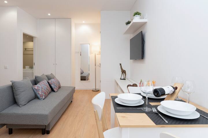 Cozy Bright Flats w/ Netflix | Garage by HostWise gallery image 2