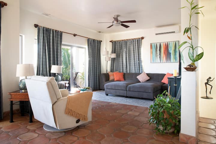 Ocean View 4br Mexican Chic Villa-steps To Beach - Cabo San Lucas