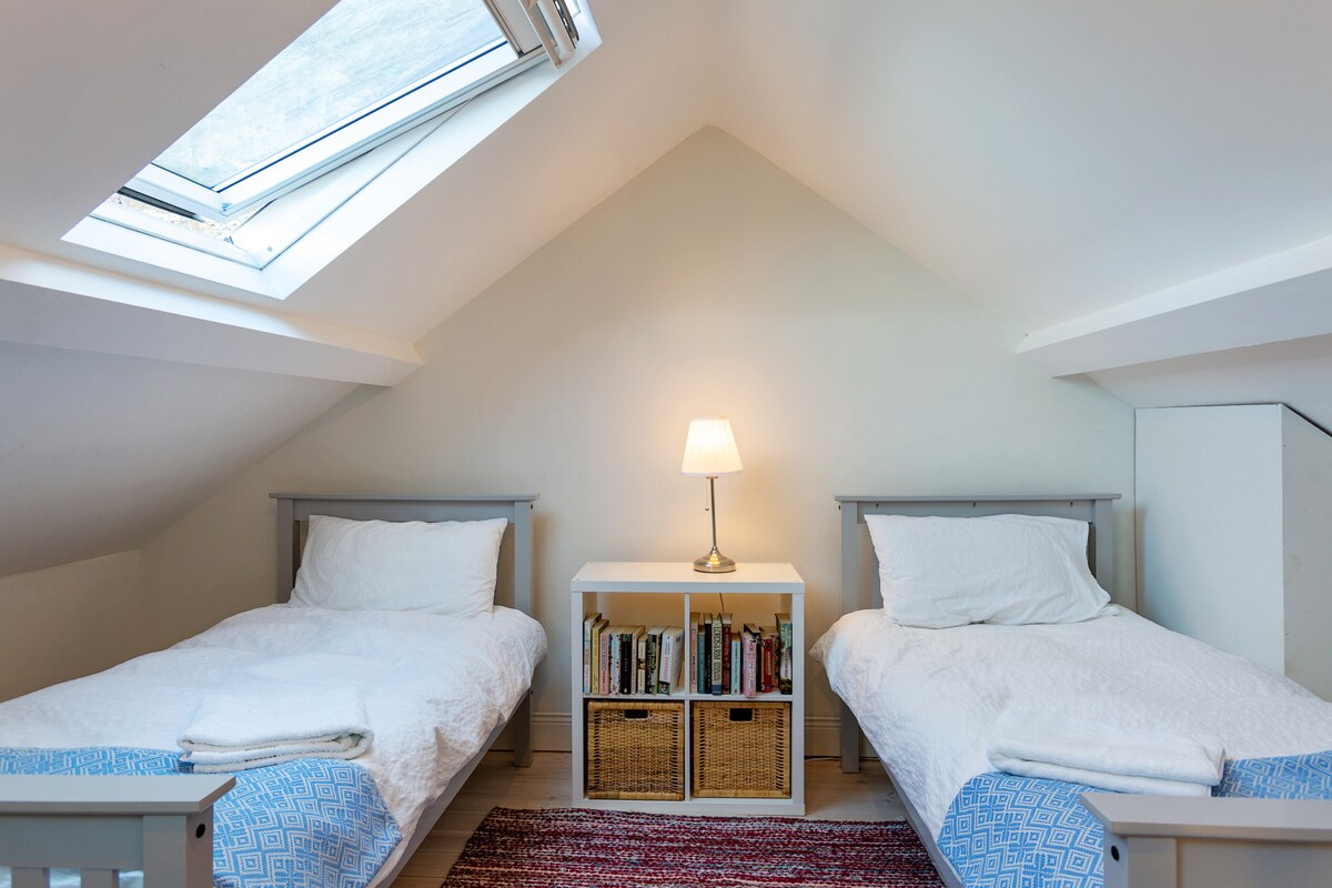 საძინებელი 1