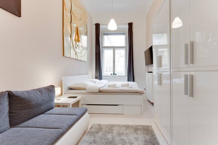 The Old Town DELUXE Apartment