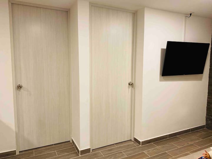 Centrally Located Two Bedroom Apartment. - Pereira, Colombia