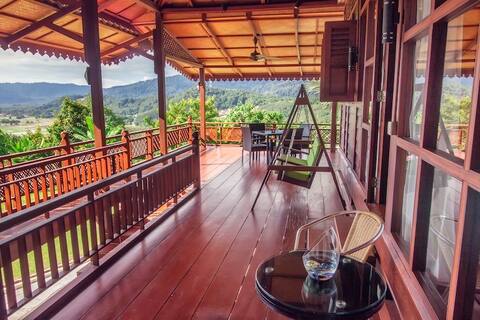 Emerald/CH/ RR (3 level) Pool Villa (7 pers)