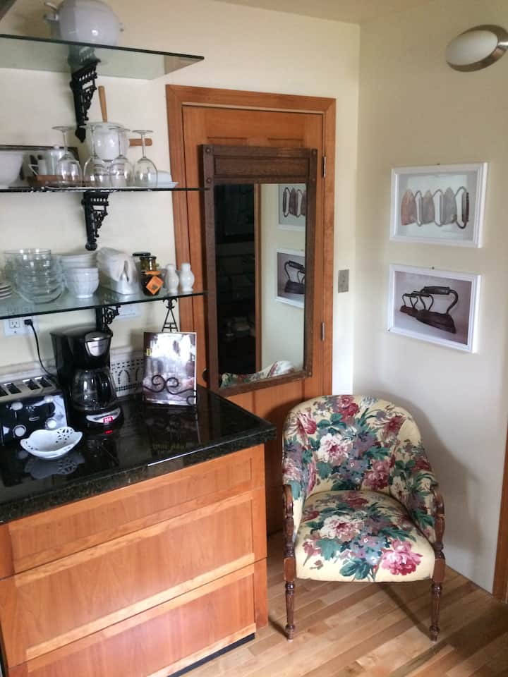 Lovely Private Studio In Bellevue - Bellevue, WA