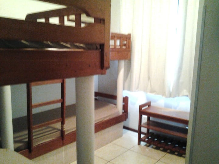 ห้องเดี่ยว - 4 เตียง