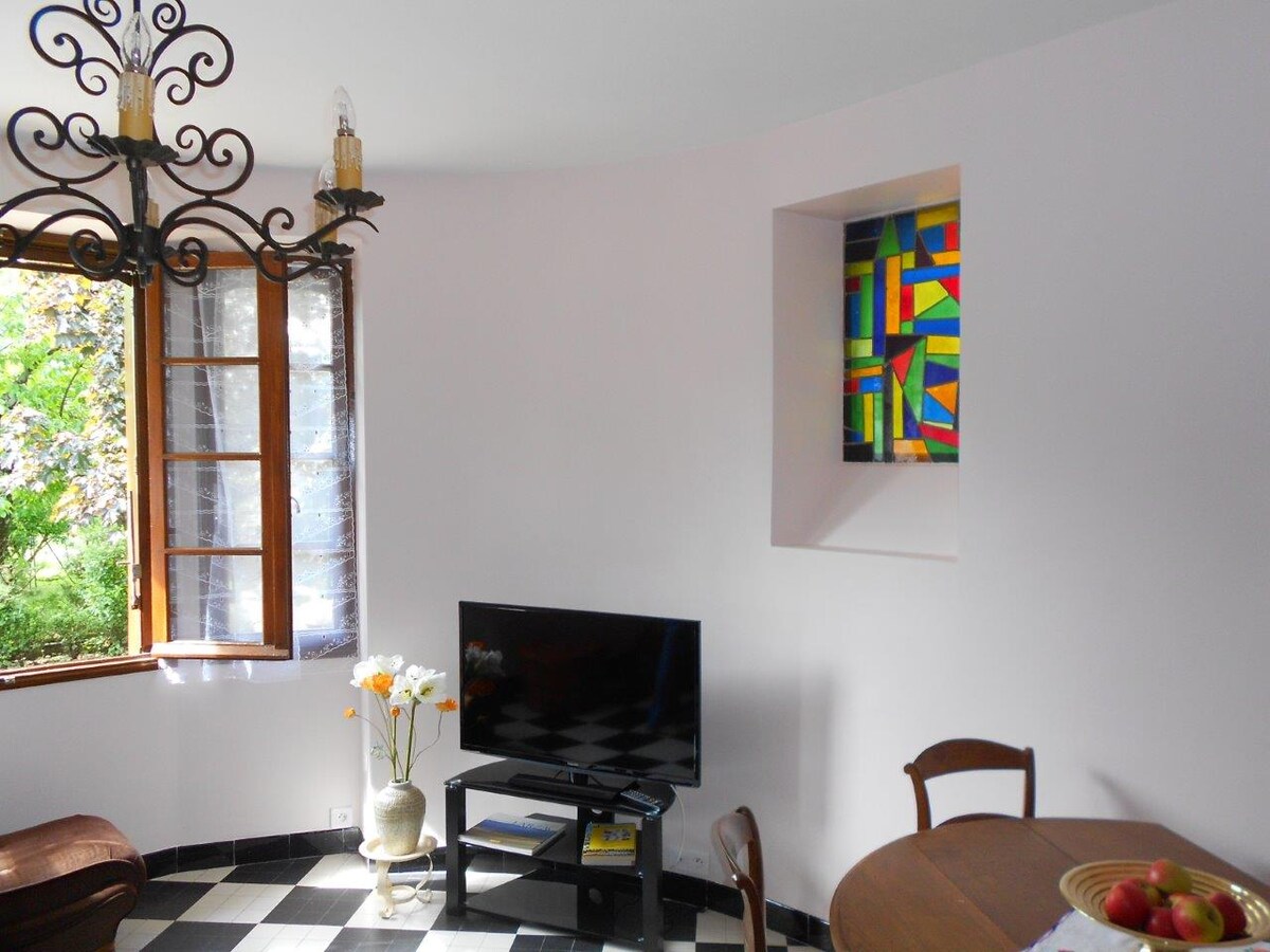 Top Airbnb: Apartment near the historic center of Millau in Millau
