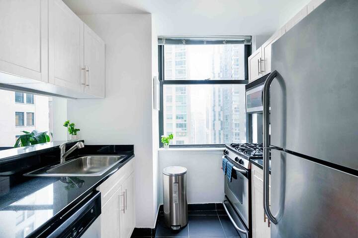 Downtown Two Bedroom gallery image 5