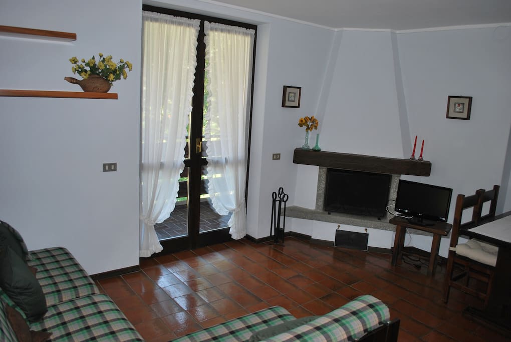Sala e camino
