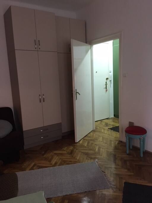 very spacious wardrobe