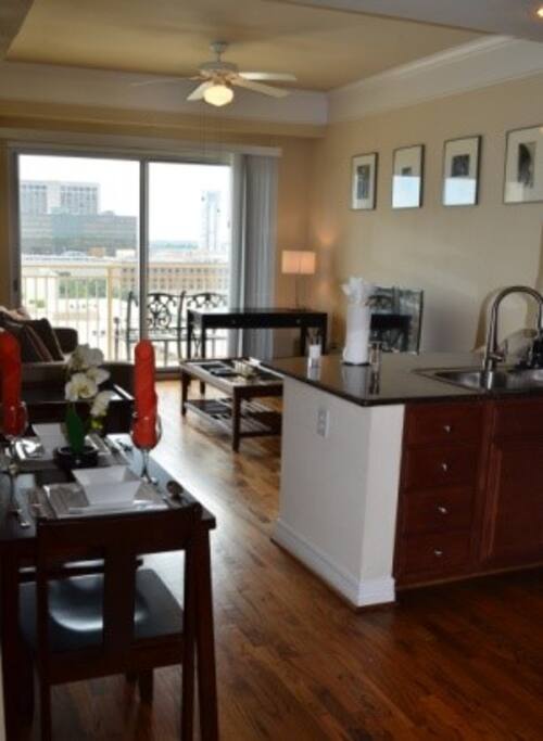 Living/Kitchen