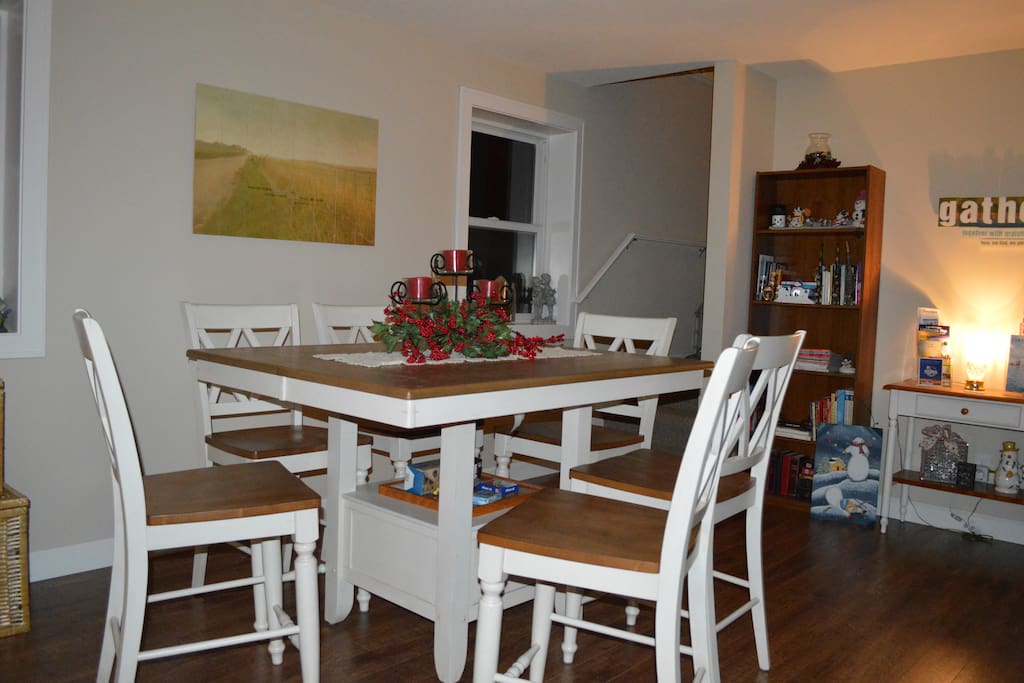 Gathering/game area.
