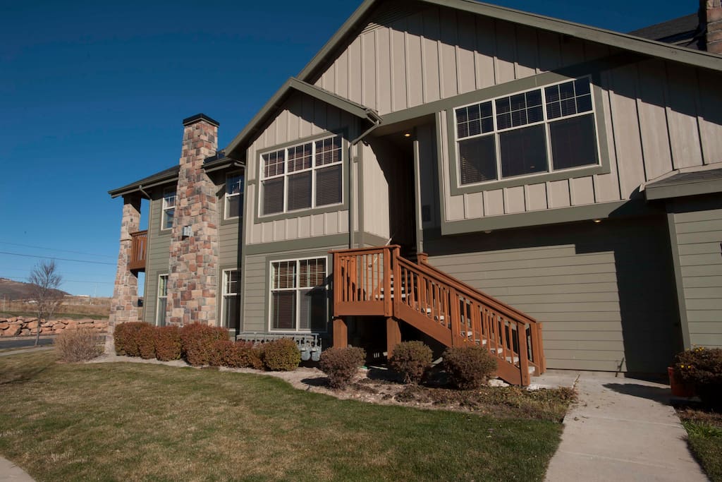 Easy access to condo up the exterior stairs or through attached garage.