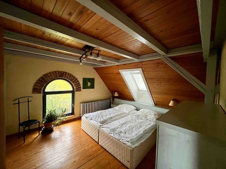 Dormitorio en el ático