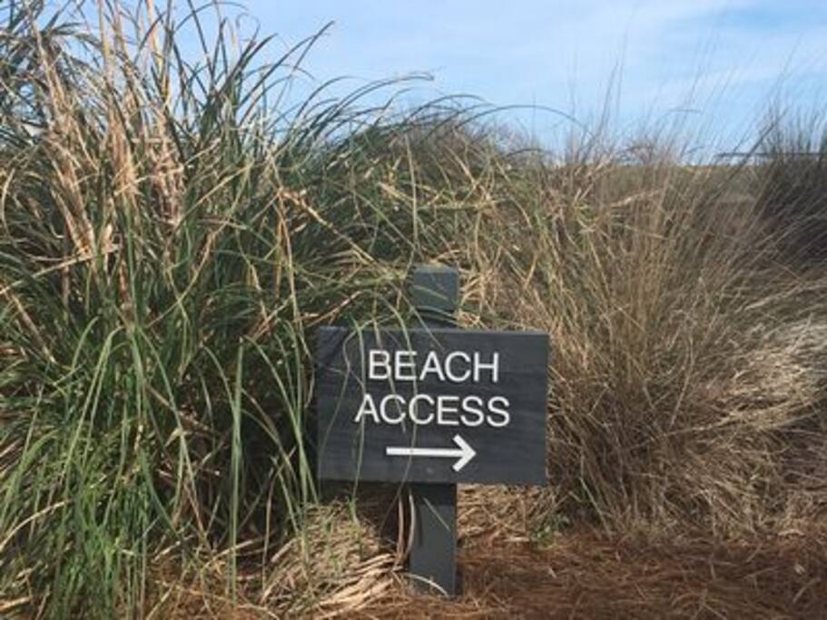 Atlantic Ocean and Seabrook's Beach is literally just steps from the Atrium Villa